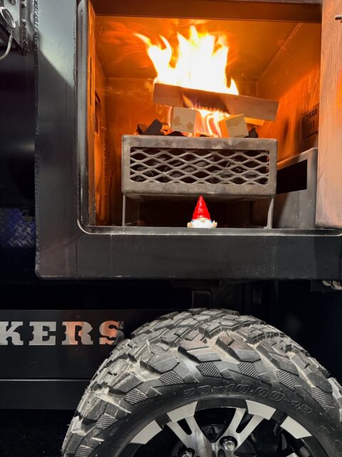 What a beautiful morning here at Smokin’ in the Creek BBQ in Sugar Creek, Mo. Big meats are on. Good luck to everyone burning meat in a parking lot this weekend. 

@americanfirebbq 
@thekansascitybbqstore 
#smokenmagic 
#nastyhastie