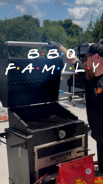 We gathered our #bbqfamily over the 4th of July holiday to make a bunch of side dishes to elevate any cookout. Check out the recipes now on our Youtube channel, link in our bio!
FEATURING:
Smash Tacos by Ryan & Kim, @damnfinebeefandswine
Grilled Guacamole by Joel @meatrushmorebbq
Pig Shots by Joe @blindfoxbbq
Smoked Mac & Cheese by Mark @b3bbqteam
Desserts by Angie @allforkedupforq
Bourbon Popsicles by us!
#smokenmagic #smokenmagicrecipes #sidedishrecipes